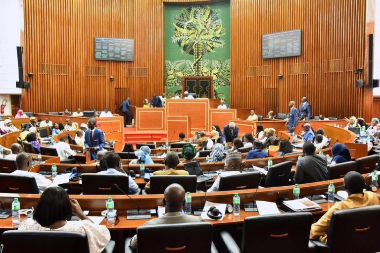 Sénégal : l’Assemblée nationale adopte, à l’unanimité, deux projets de loi portant sur le crédit-bail et l’affacturage