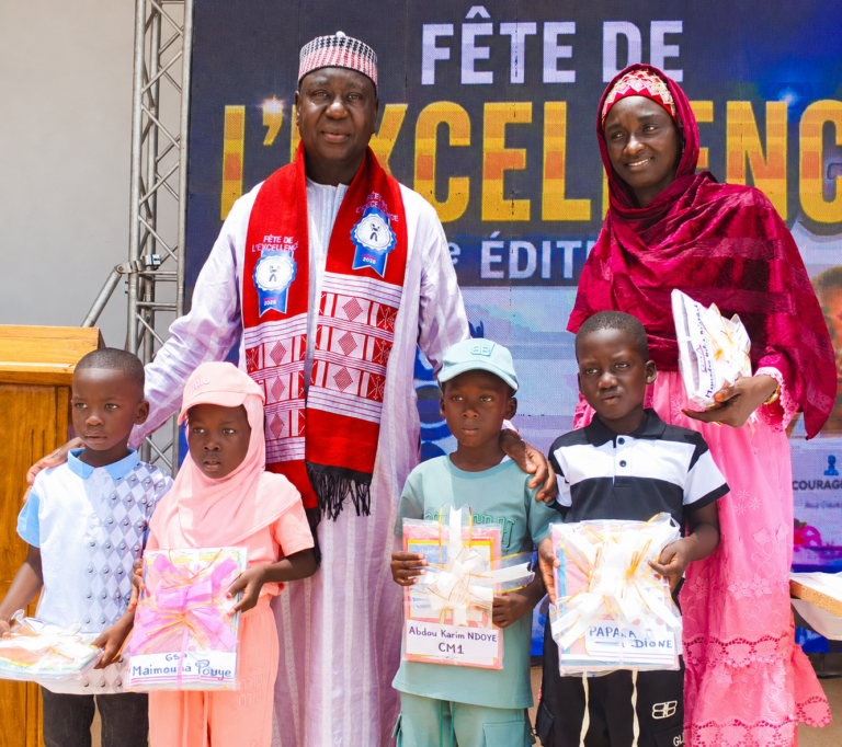 Bargny : le maire Djibril Faye célèbre l’excellence scolaire et encourage les élèves à viser toujours plus haut