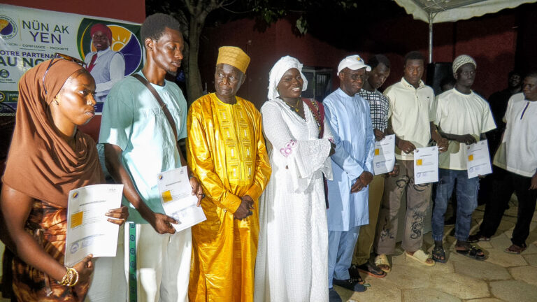 Rufisque Nord : Seynabou Diop Ndoye remet officiellement 50 bons de formation aux jeunes
